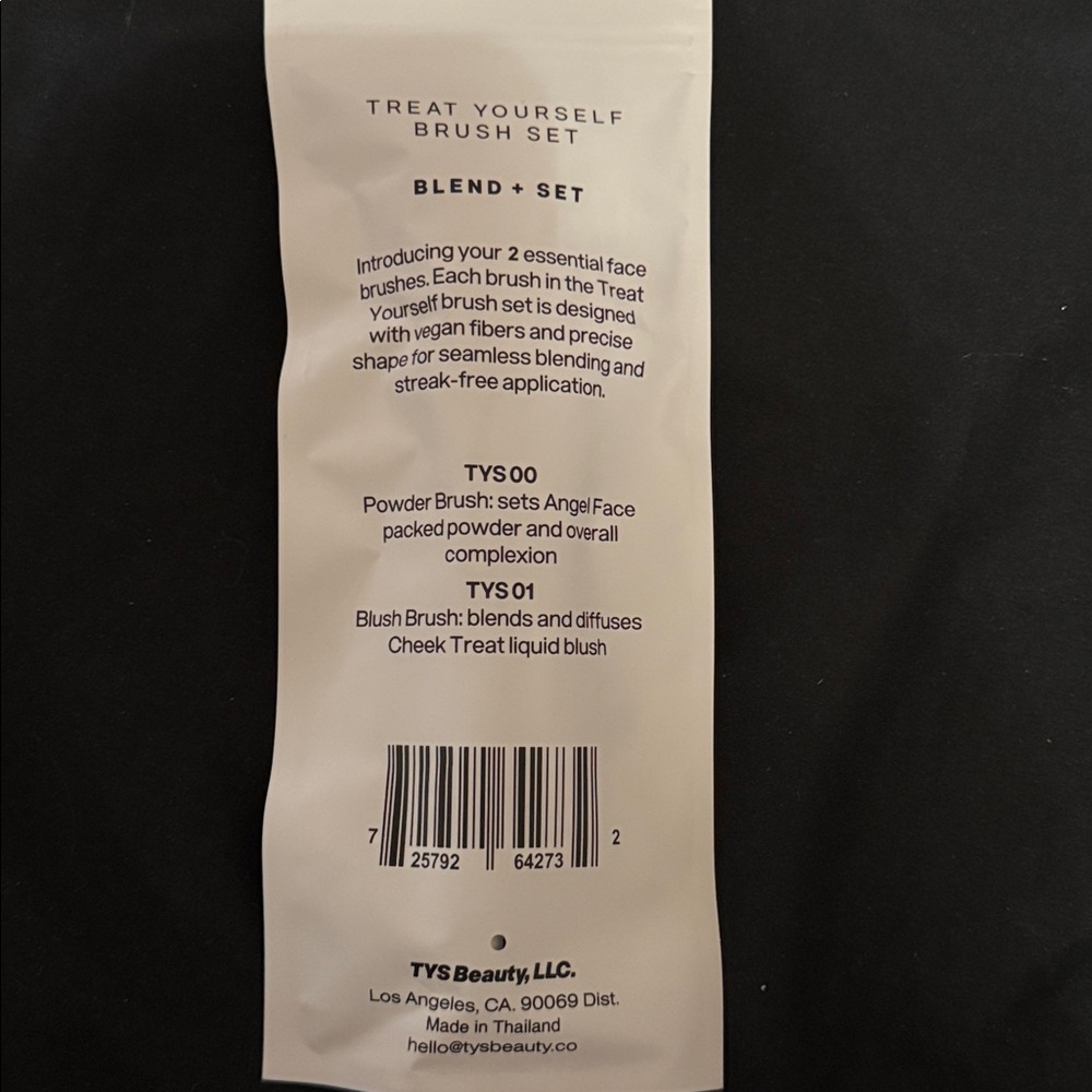 TYS BEAUTY Treat Yourself Makeup Brush Set - Picture 7 of 7